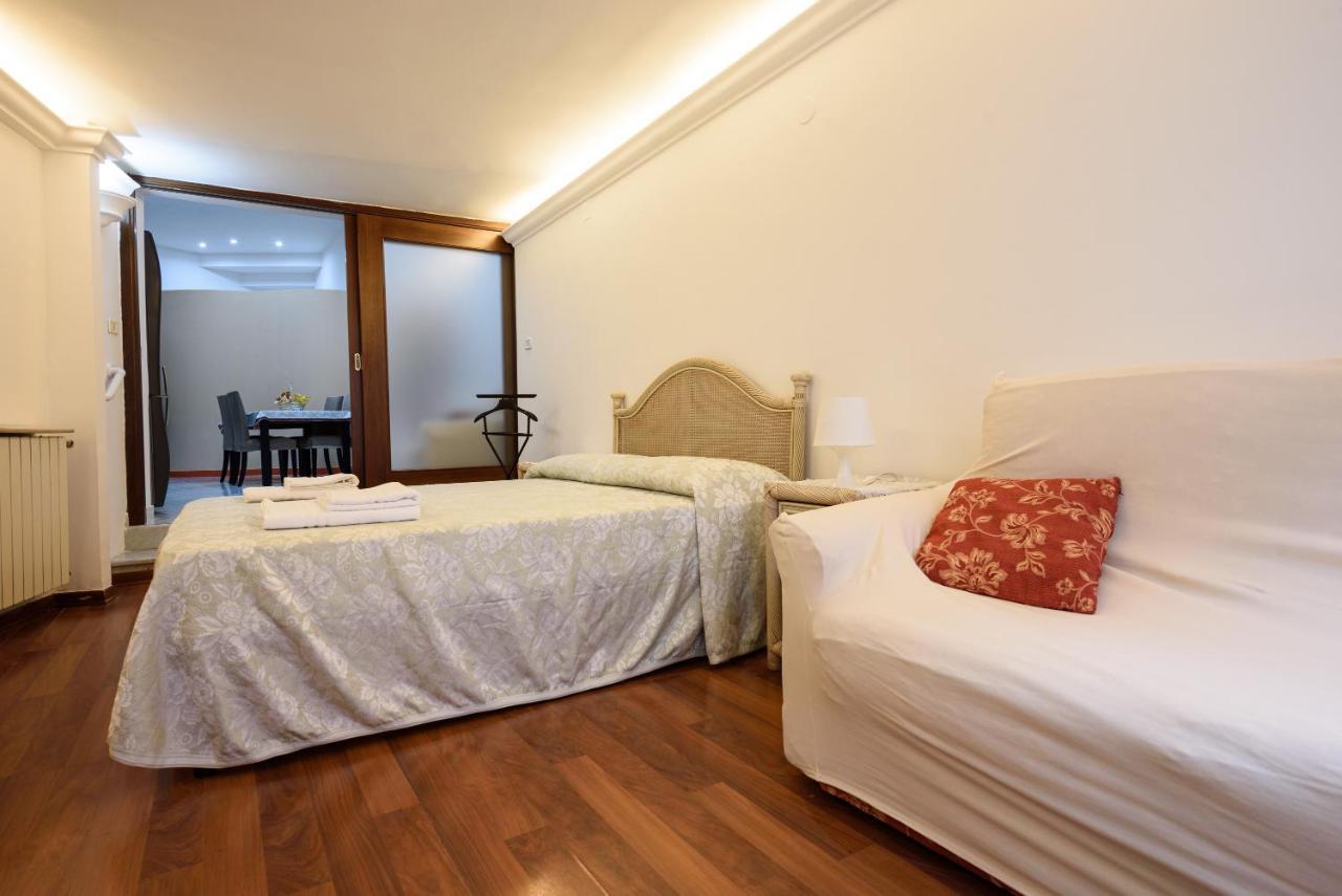 Appartement Via Avvocata 25 à Naples Extérieur photo