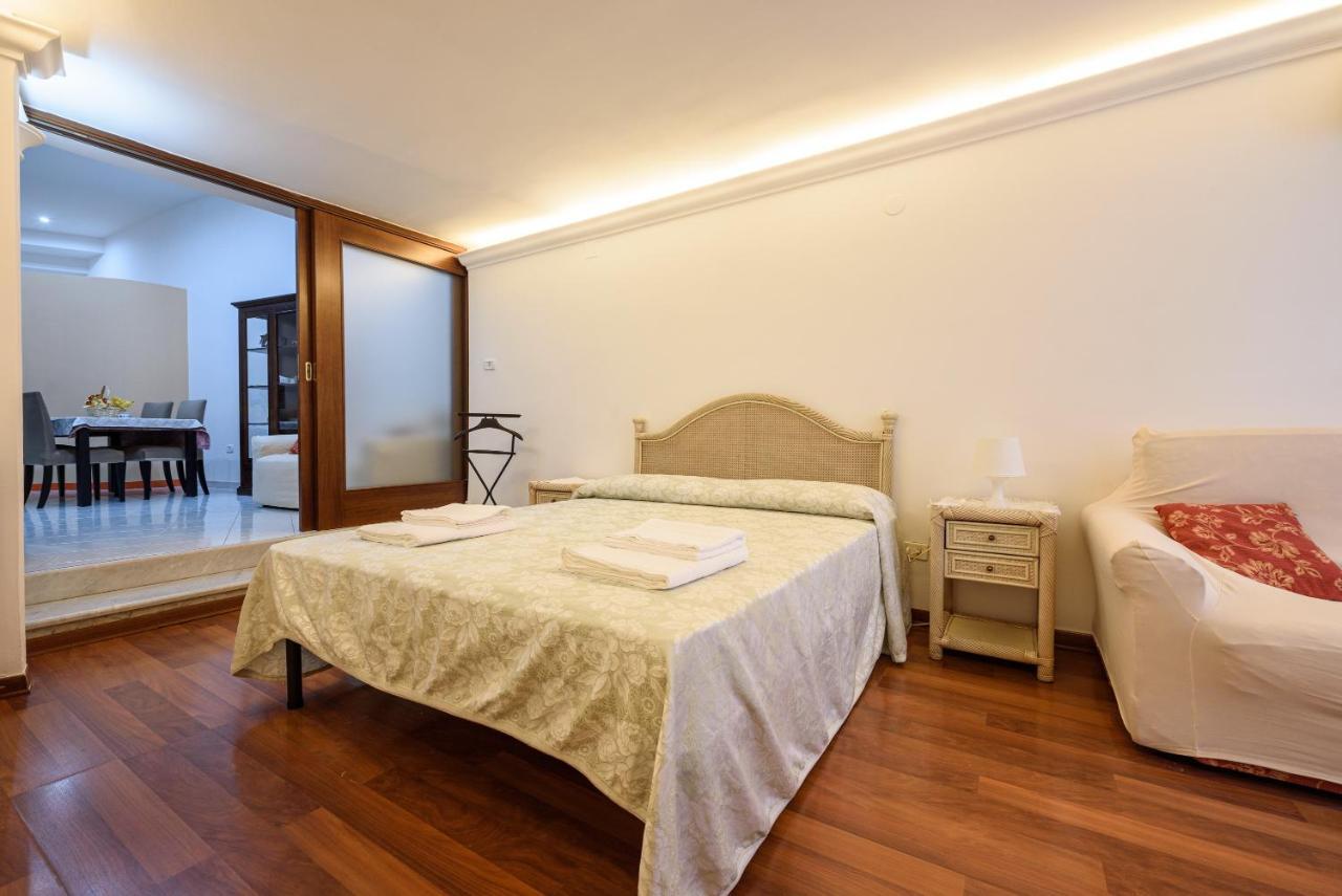 Appartement Via Avvocata 25 à Naples Extérieur photo