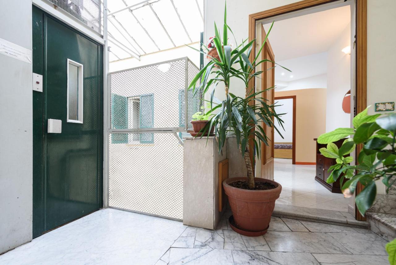 Appartement Via Avvocata 25 à Naples Extérieur photo